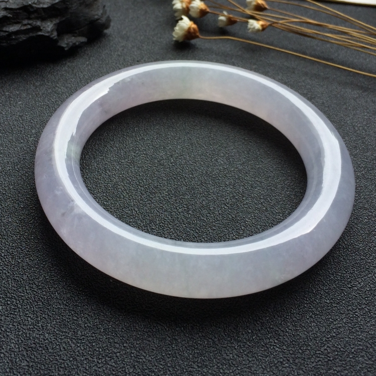 （超值推荐）糯冰种淡紫罗兰圆条手镯（58.5mm）