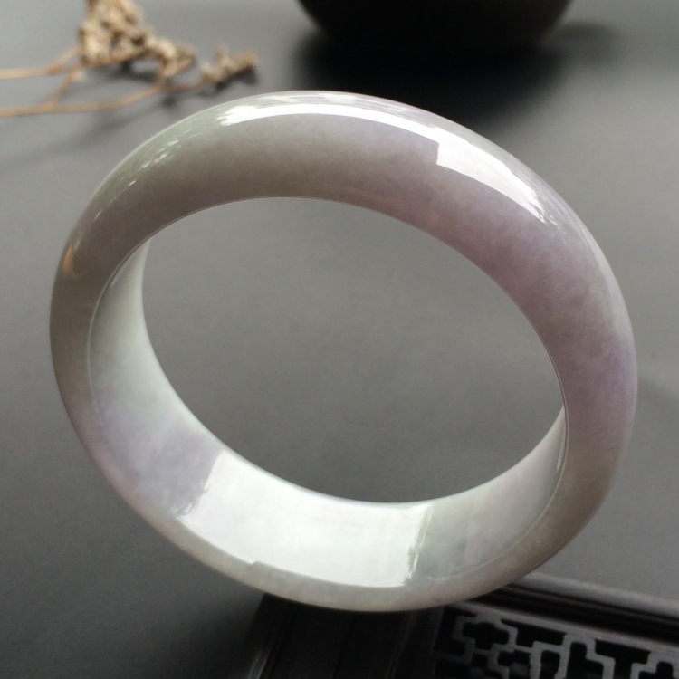 （超值推荐）糯冰种淡紫罗兰手镯（57.3mm）