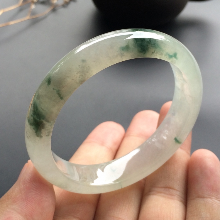 （超值推荐）冰种飘花手镯（56mm）