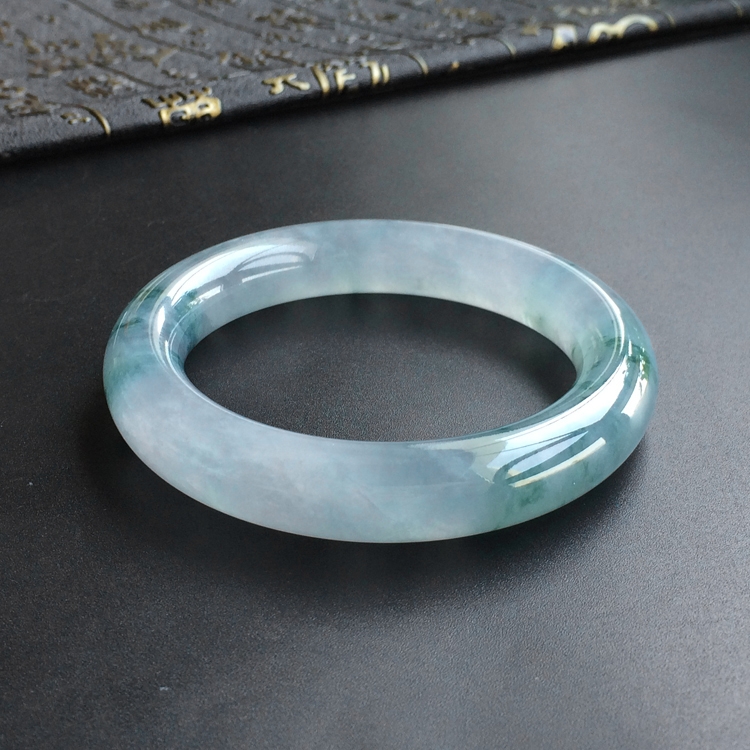 (超值推荐)冰种圆条手镯(54.8mm)