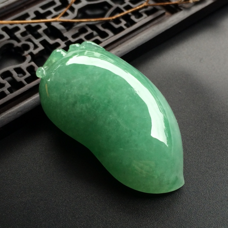 （超值推荐）糯冰种豆色福瓜挂件