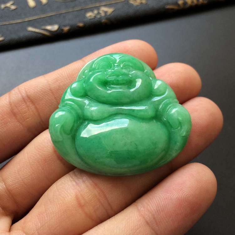 (超值推荐)糯冰种翠色玉佛挂件