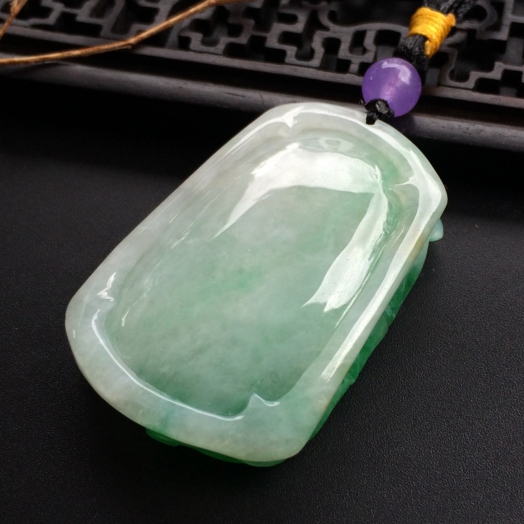 （超值推荐）糯冰种飘翠年年有余挂件
