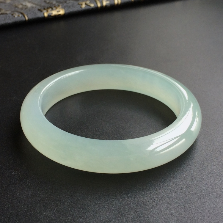 (超值推荐)冰种晴水手镯(55.3mm)