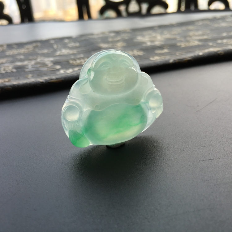 (超值推荐)糯冰种飘翠玉佛挂件