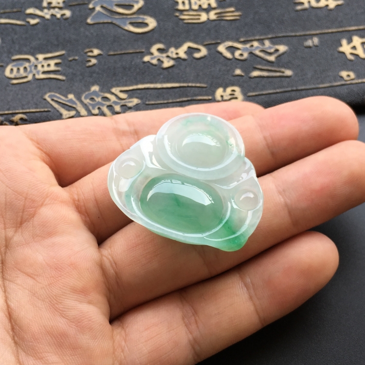 (超值推荐)糯冰种飘翠玉佛挂件