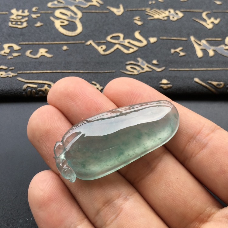 (超值推荐)冰种飘花福瓜挂件