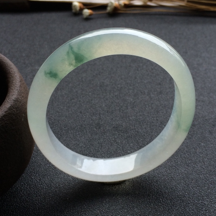 （超值推荐）冰种飘花贵妃镯（55.1mm-50mm）