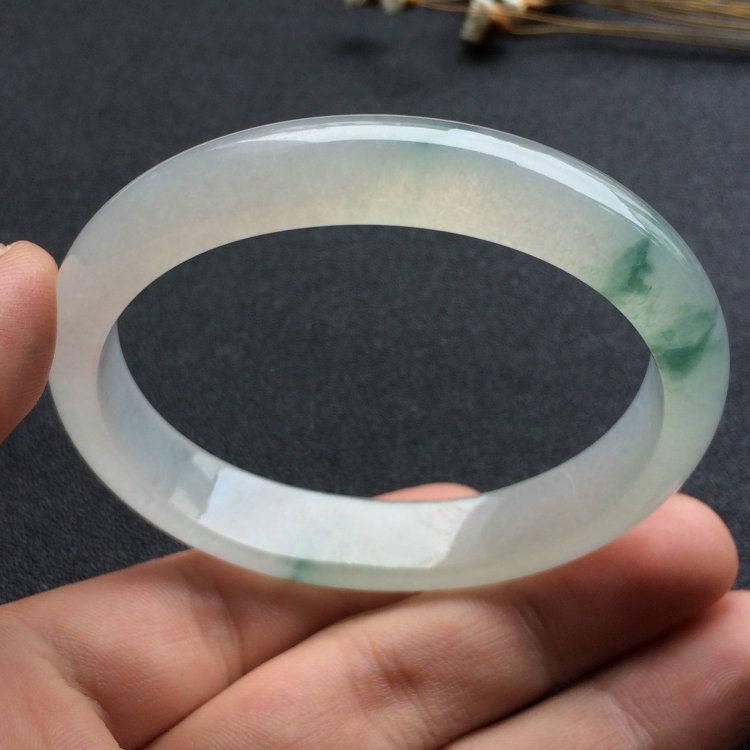 （超值推荐）冰种飘花贵妃镯（55.1mm-50mm）