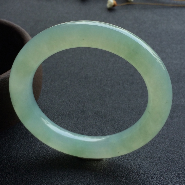 （超值推荐）糯冰种晴水圆条手镯（56mm）