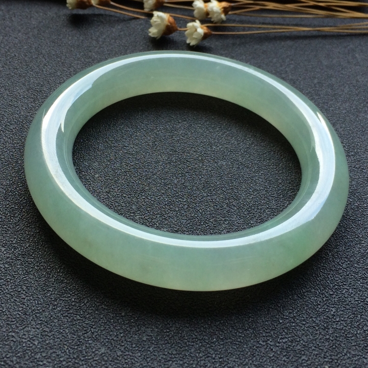 （超值推荐）糯冰种晴水圆条手镯（56mm）
