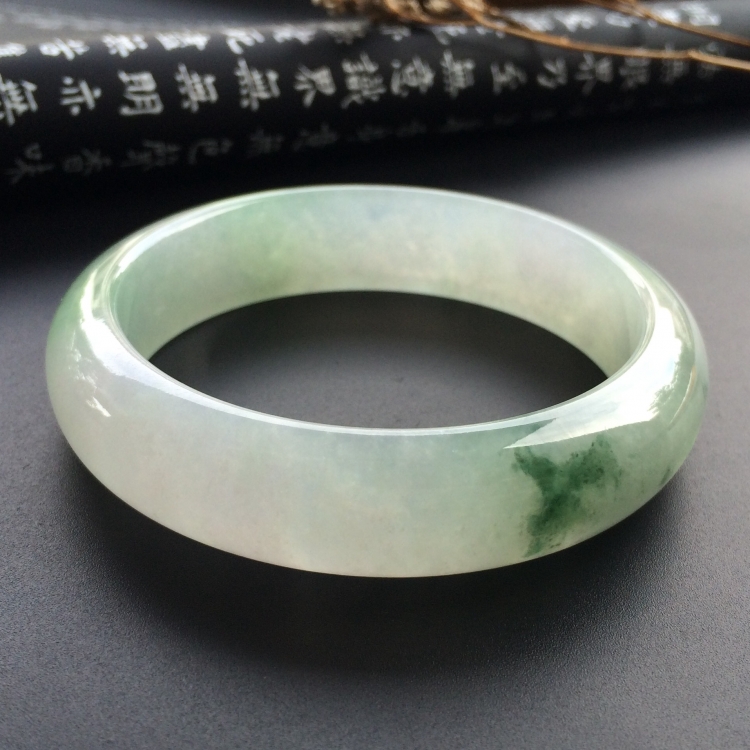（超值推荐）糯冰种飘花手镯（57mm）