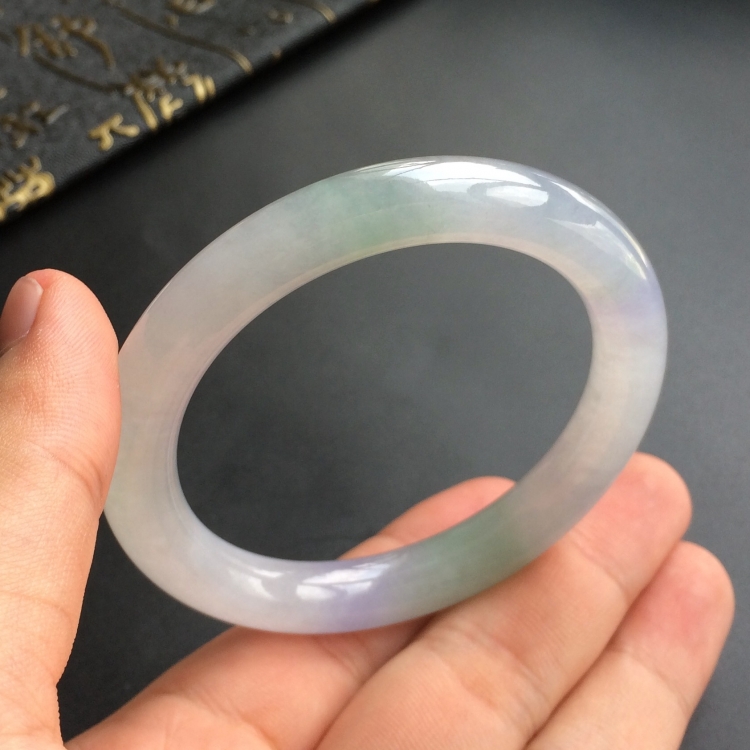 (超值推荐)糯冰种紫罗兰晴水圆条手镯(52.7mm)