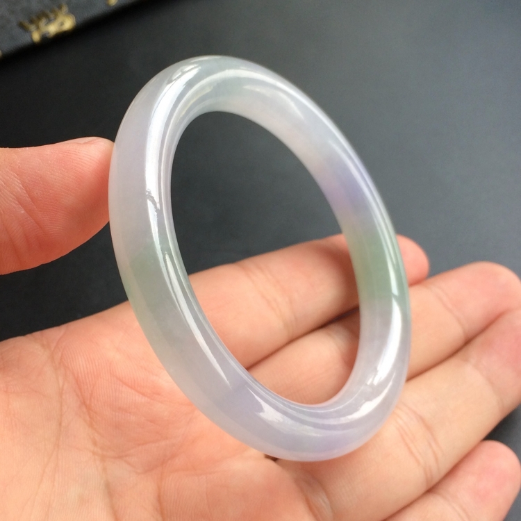 (超值推荐)糯冰种紫罗兰晴水圆条手镯(52.7mm)