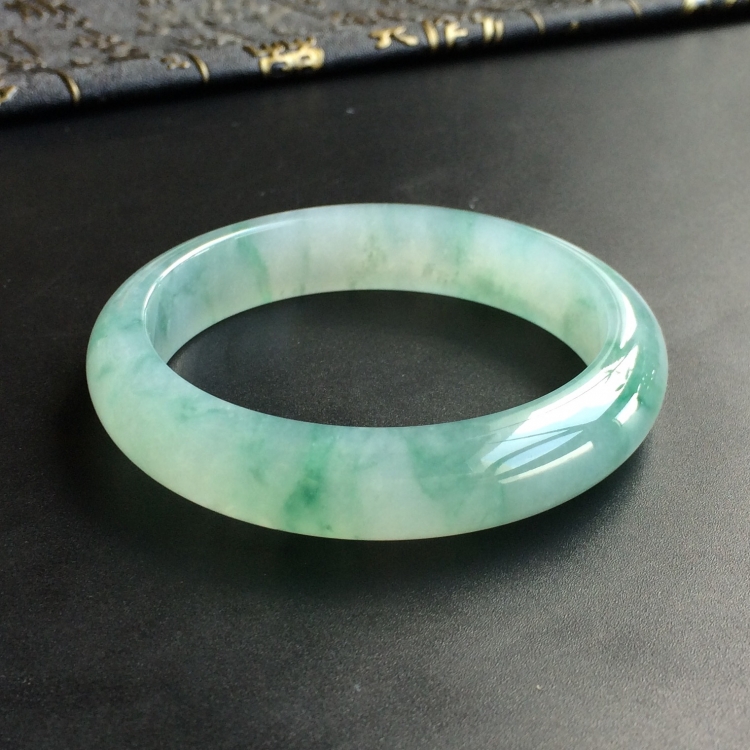 (超值推荐)糯冰种飘花手镯(57.4mm)