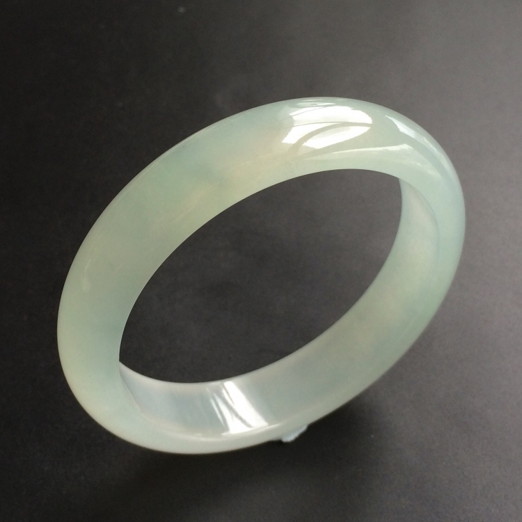 (超值推荐)冰种晴水手镯(56.8mm)