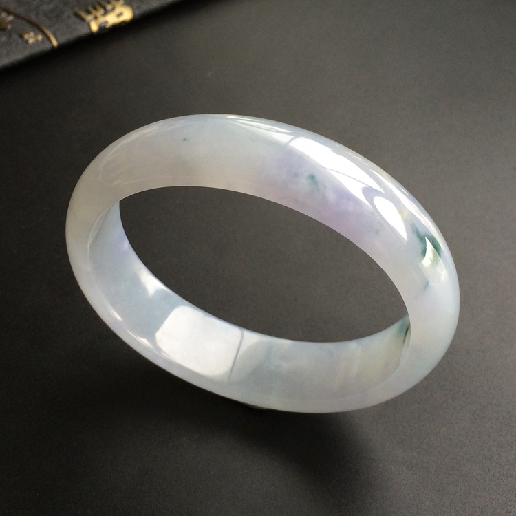 (超值推荐)糯冰种紫罗兰飘花贵妃镯(55.4mm-48.5mm)