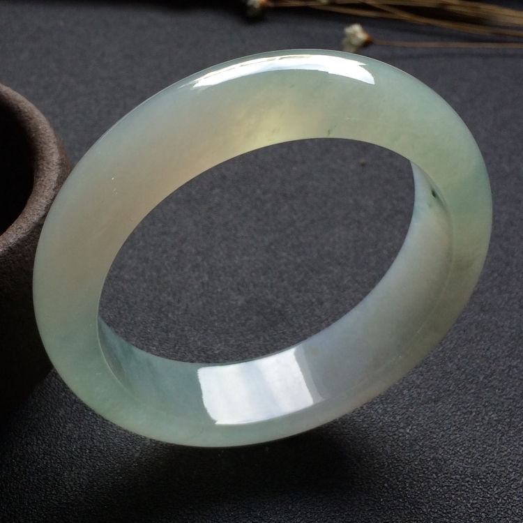 （超值推荐）冰种飘花手镯（56mm）