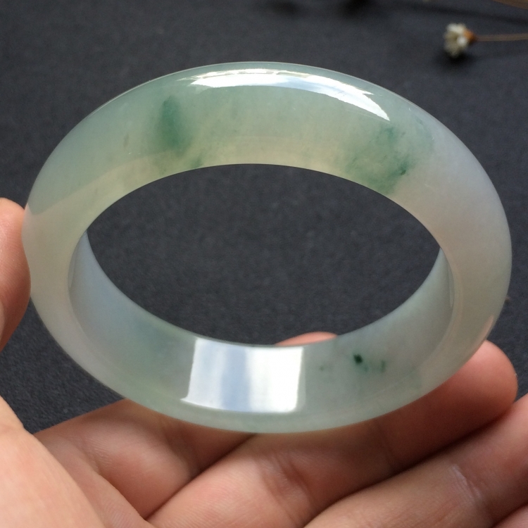 （超值推荐）冰种飘花手镯（56mm）
