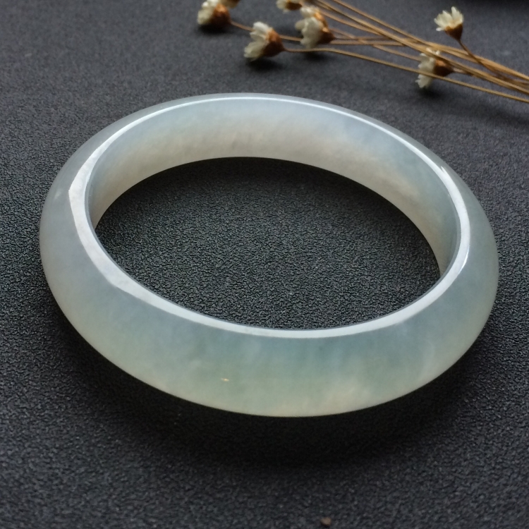 （超值推荐）冰种淡晴水手镯（57.2mm）