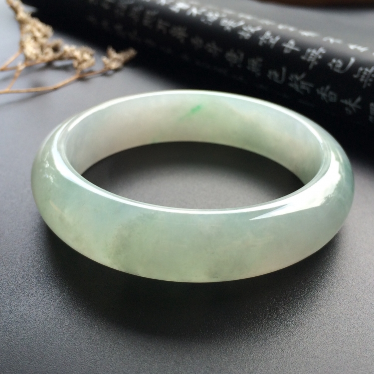 （超值推荐）糯冰种飘花手镯（58.5mm）