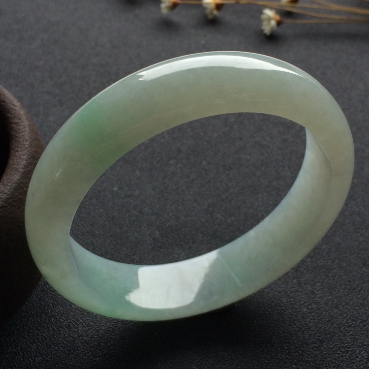 （超值推荐）糯冰种晴水手镯（57.6mm）