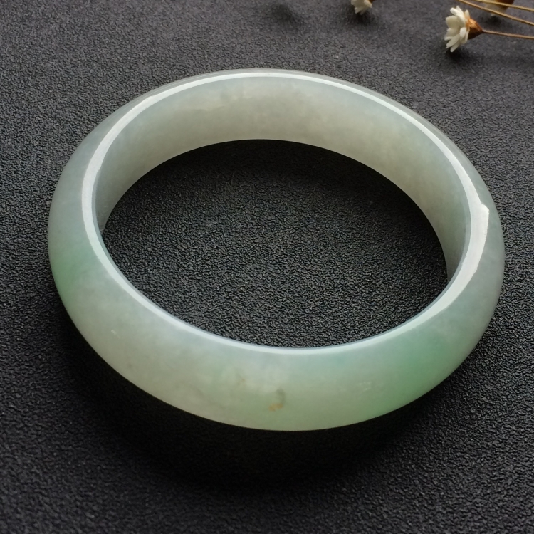 （超值推荐）糯冰种晴水手镯（57.6mm）
