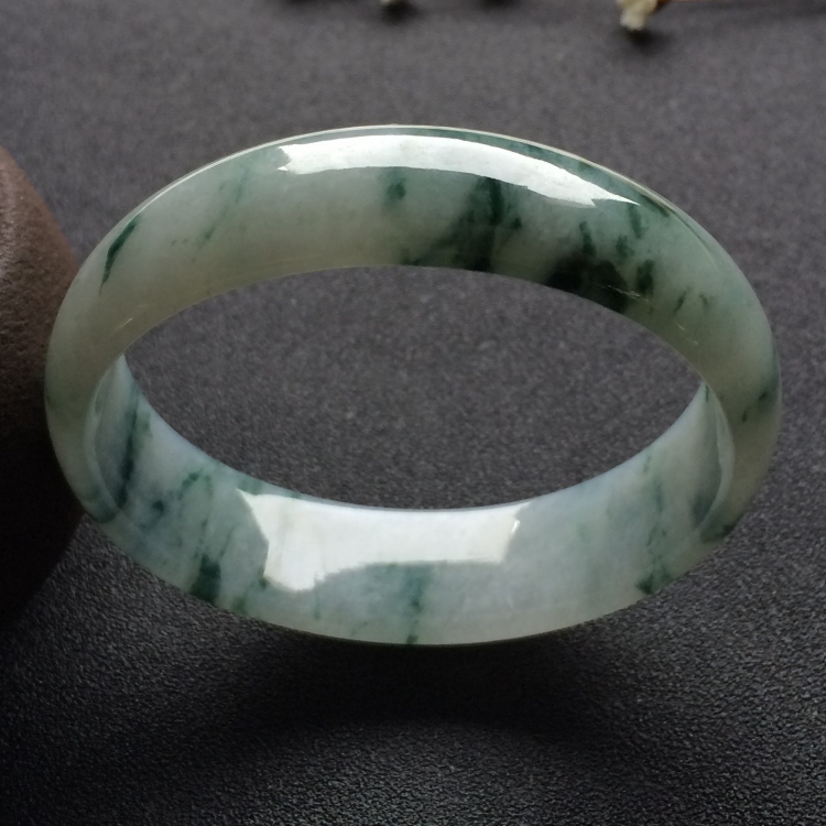 （超值推荐）糯冰种飘花贵妃镯（56.8mm-49mm）