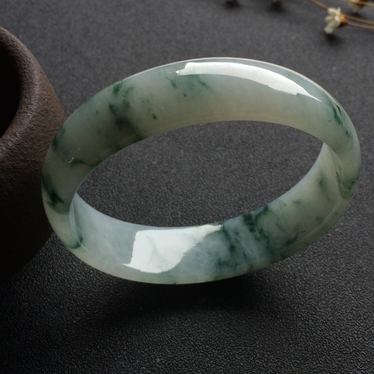 （超值推荐）糯冰种飘花贵妃镯（56.8mm-49mm）