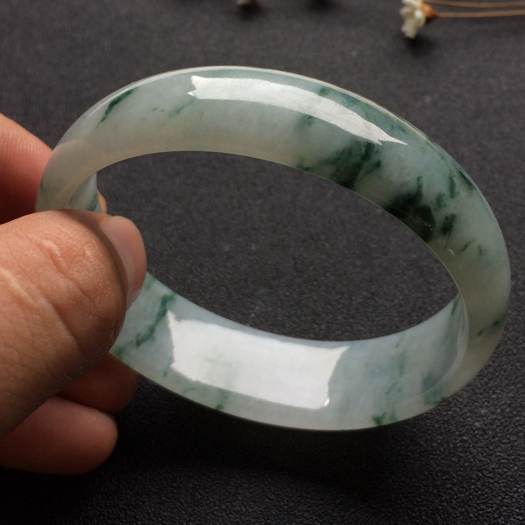 （超值推荐）糯冰种飘花贵妃镯（56.8mm-49mm）