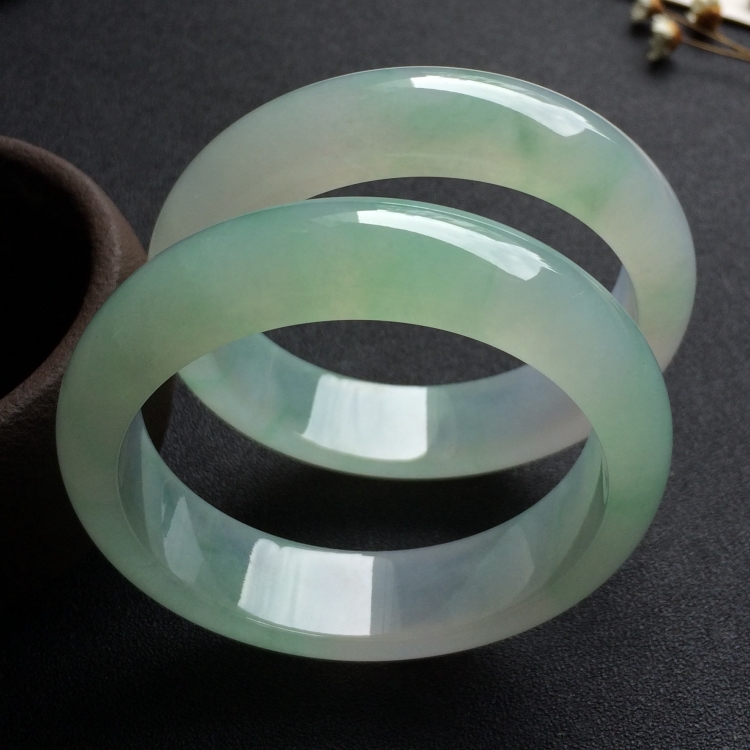 （超值推荐）糯冰种晴水手镯一对（57.7mm、57.6mm）