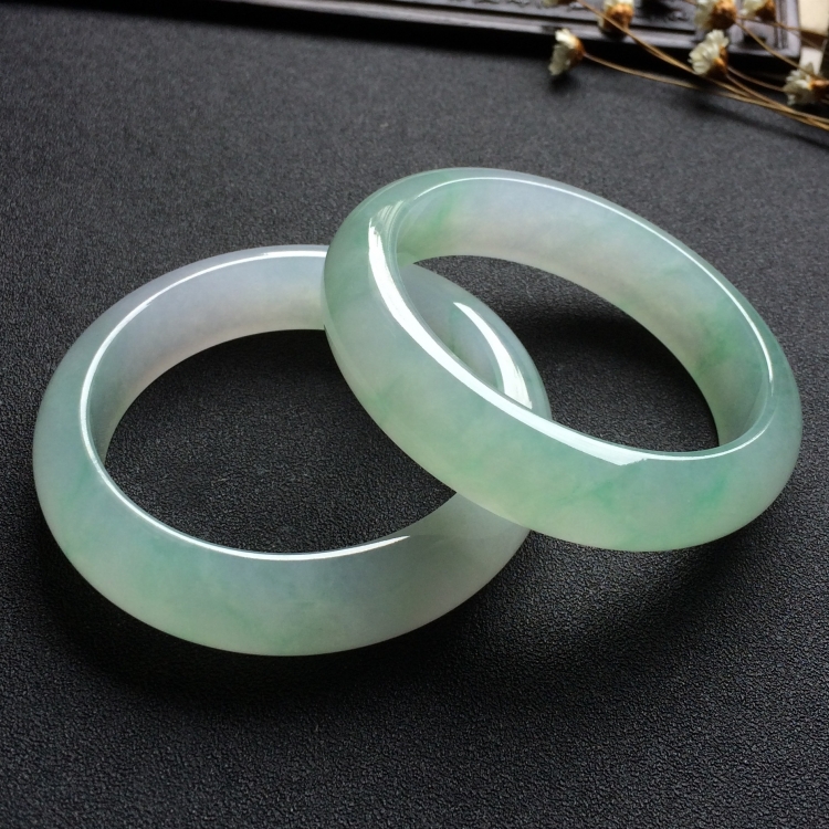 （超值推荐）糯冰种晴水手镯一对（57.7mm、57.6mm）
