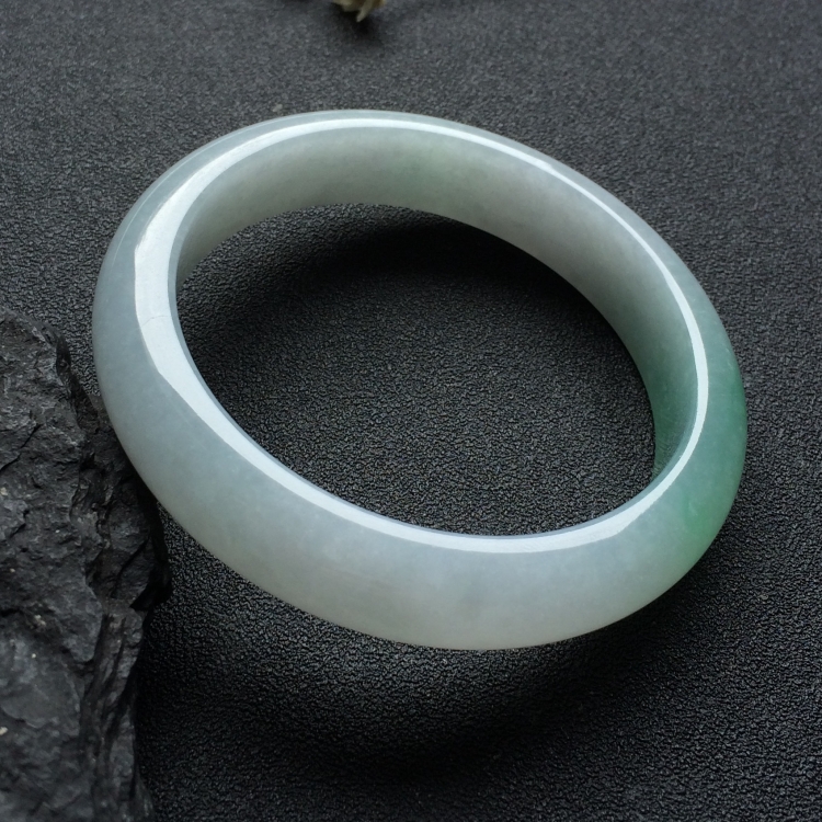 （超值推荐）糯冰种晴水手镯（57mm）