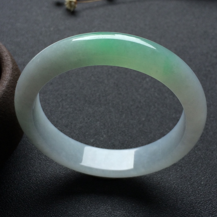 （超值推荐）糯冰种晴水手镯（57mm）