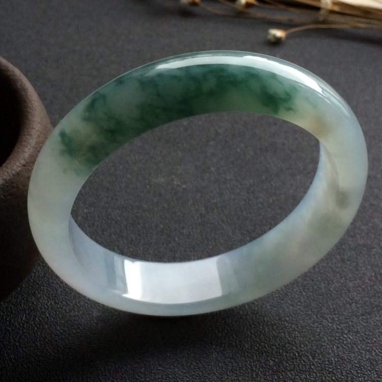 （超值推荐）糯冰种飘花手镯（57.2mm）