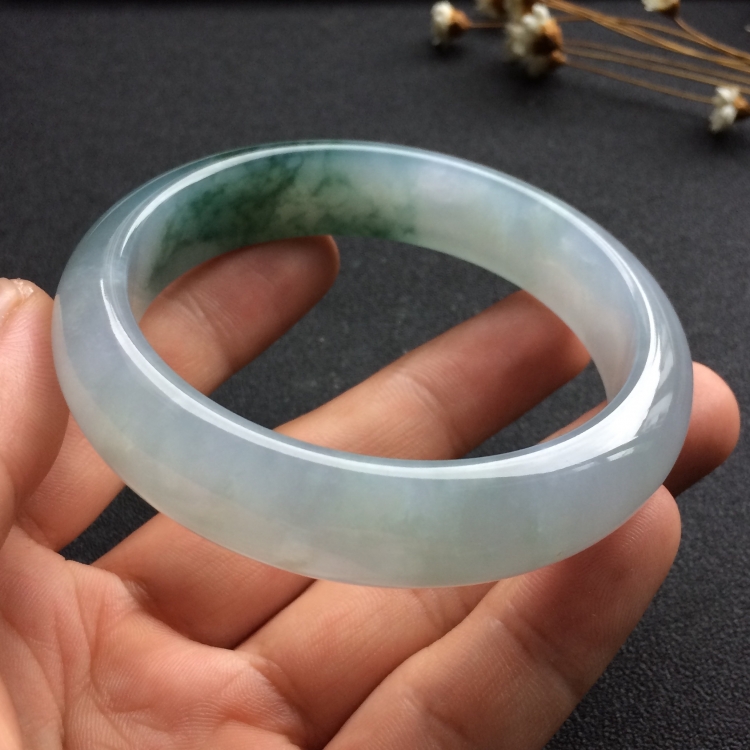 （超值推荐）糯冰种飘花手镯（57.2mm）