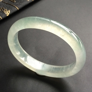 (超值推荐)冰种晴水贵妃镯(53.4mm-45mm)