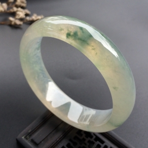 （超值推荐）冰种飘花手镯（57.7mm）