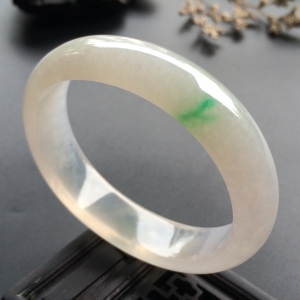 （超值推荐）冰种略飘翠贵妃镯（54mm-45mm）