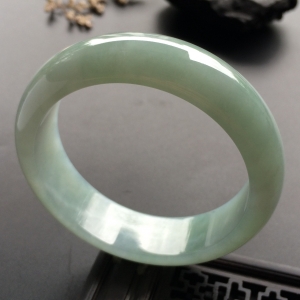 （超值推荐）糯冰种晴水手镯（57.6mm）