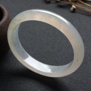 （超值推荐）冰种淡晴水贵妃镯（56.2mm-49.7mm）