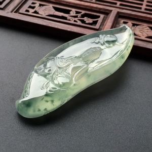 (超值推荐)冰玻种飘花观自在挂件