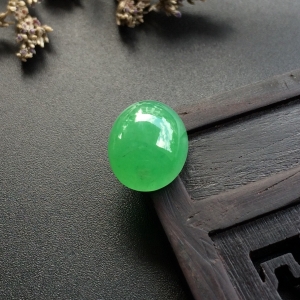 （超值推荐）糯冰种绿晴水戒面