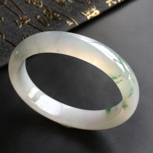 (超值推荐)冰种飘花贵妃镯(55.2mm-48.8mm)
