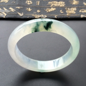 (超值推荐)冰种飘花手镯(56.6mm)