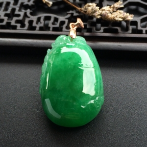 （超值推荐）糯冰种翠色福瓜挂件
