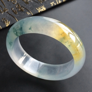 (超值推荐)冰种黄翡飘花手镯(58.5mm)