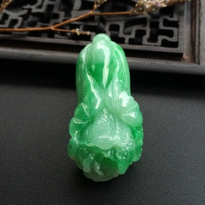 （超值推荐）糯冰种飘翠白菜挂件