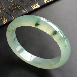 (超值推荐)冰种飘花手镯(55.5mm)