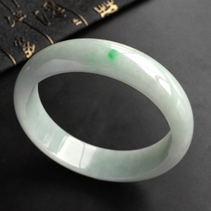 (超值推荐)糯冰种晴水略飘翠手镯(56.6mm)